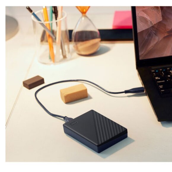 New Western Digital 4TB My Passport Portable Hard Drive USB 3.0 - Picture 2 of 10